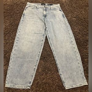 Banana Republic Women’s Size 28 High Rise Barrel Fit Denim Blue Jeans EUC